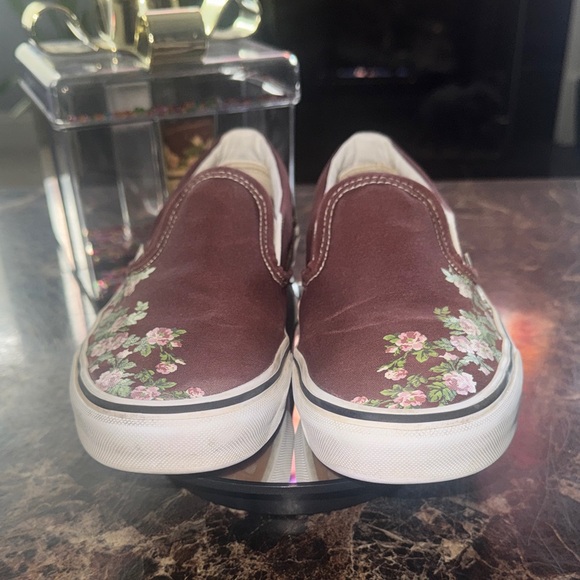 Vans Classic Wallflower Floral Bitter Chocolate Slip-On Sneakers - 8.5W/7M - Picture 3 of 9